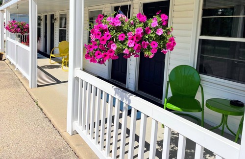 Rapid River Apartment | Pet friendly & Centrally located