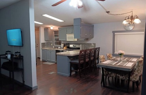 Northeast Reno House | Pet friendly & Charming 3-bedroom mobile home with WiFi, in fabulous Reno-Tahoe