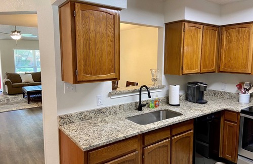 Euless House | Pet Friendly, Charming 3BR in DFW