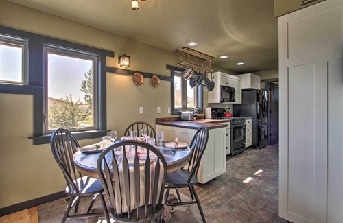 Bynum House | Pet-Friendly Choteau Townhouse with Gas Grill!