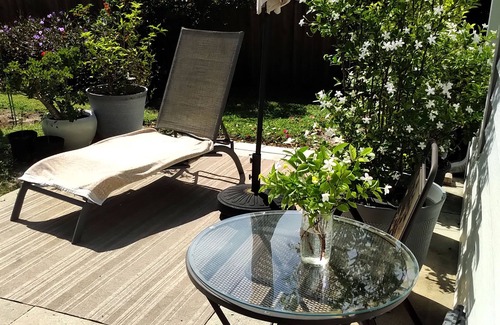 Englewood House | Pet-Friendly Coastal Cottage Sleeps 4 1 B/1 B 2 miles to the Beach Boat Ramp