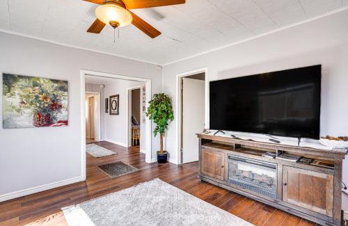 Canon City House | Pet-Friendly Colorado Retreat with Patio and Fire Pit!