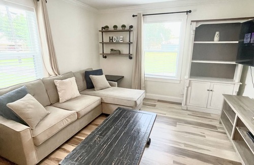 Port Neches House | Pet Friendly, Comfy Home W/ Large Yard, Cute Patio + Washer & Dryer. 2 bd 2 bath