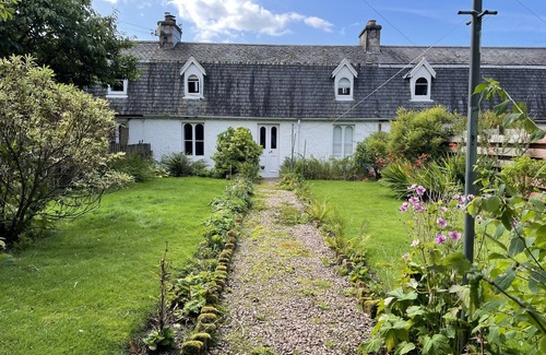 Fort Augustus Cottage | Pet friendly cottage