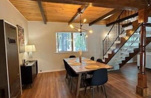Nevada City House | Pet-friendly cottage mins from Nevada City - Fiber Internet, fireplace & pit