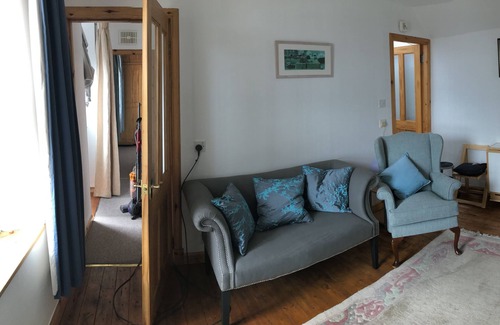 Johnshaven Cottage | Pet Friendly Cottage in Coastal Village