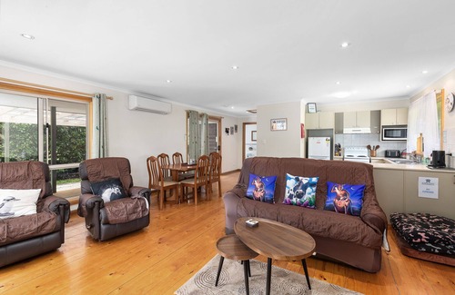 Worrolong Bed & Breakfast | PET FRIENDLY COTTAGES - KELPIE COTTAGE - SELF CONTAINED COTTAGES