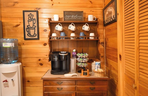 Norway Cottage | Pet-Friendly Cozy A-Frame Retreat on Norway Lake