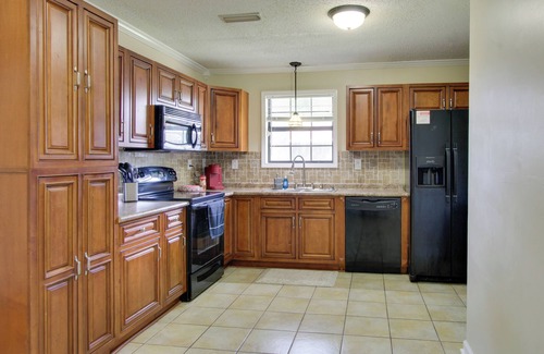 Daleville House | Pet-Friendly Daleville Home: 3 Mi to Fort Novosel!