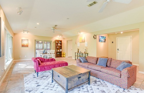 Damon House | Pet-Friendly Damon Home w/ Hot Tub & Yard!