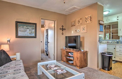 Elfrida House | Pet-Friendly Elfrida Home w/ Porch & Fire Pit