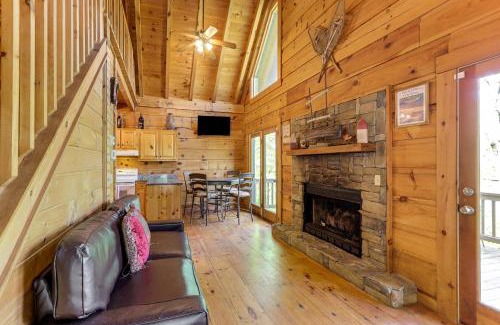 Ellijay House | Pet-Friendly Ellijay Vacation Rental with Hot Tub!