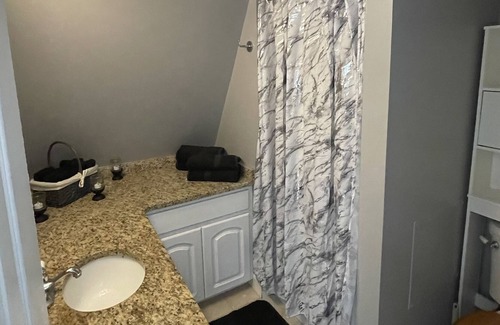 Springfield House | 🐶Pet Friendly🐈 entire 3bd 2bth home🏡
