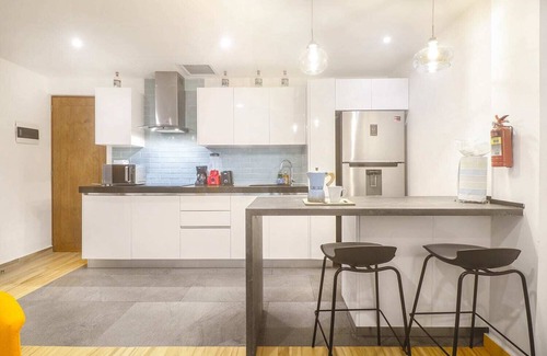 Luis Donaldo Colosio Condo | Pet-Friendly! Fast Wi-Fi, AC & Rooftop Pool!