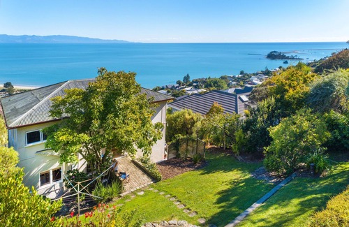 Tahunanui House | Pet friendly family holiday