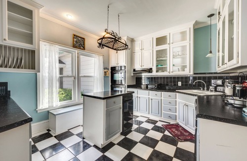 Fort Valley Cottage | Pet-Friendly Fort Valley Home w/Private Pool