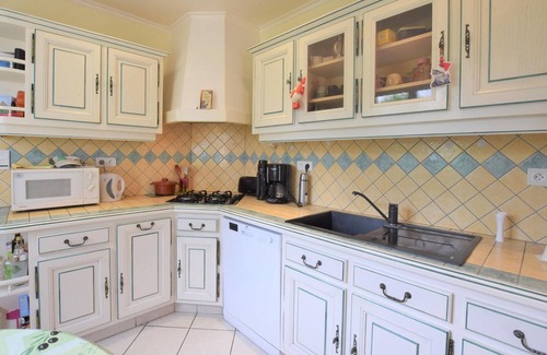 Marcey-les-Greves House | Pet friendly home in Marcey-les-Grèves