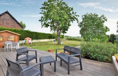 Marcey-les-Greves House | Pet friendly home in Marcey-les-Grèves