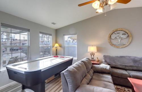 Fruita House | Pet-Friendly Fruita Home - Walk to Downtown!