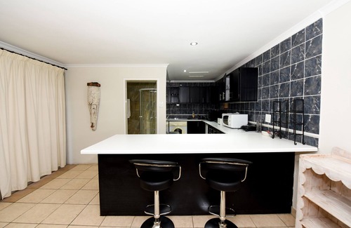 Greater Johannesburg Metropolitan Area House | Pet friendly, fully furnished and serviced 1/2 bedroom cottages