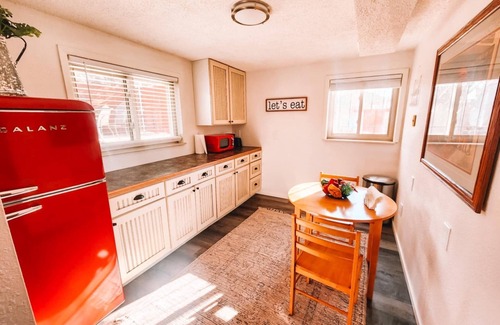 Security-Widefield House | Pet Friendly Gorgeous Large 5 Bdrm Home near allnn