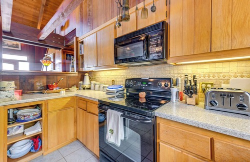 Deltaville House | Pet-Friendly Gem w/Private Dock in Deltaville!
