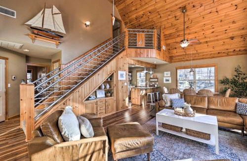 Eucha House | Pet-Friendly Grand Lake House with Dock and Kayaks!