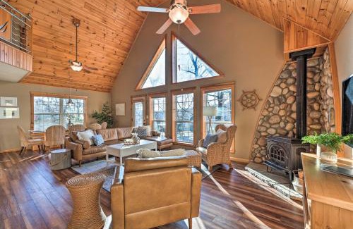 Eucha House | Pet-Friendly Grand Lake House with Dock and Kayaks!