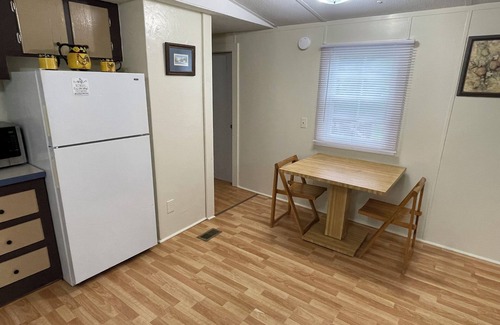 Deep Gap House | Pet friendly, hdtv°Fireplace°Netflix°Backyard