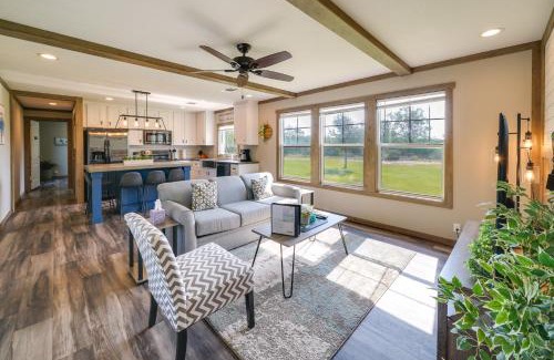 Yancey House | Pet-Friendly Hill Country Hideaway with Deck