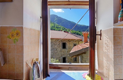 Pieve San Paolo House | Pet-friendly holiday home 'The nest in the country without fireplaces