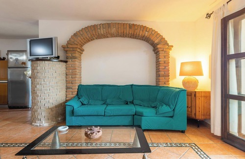 Villaputzu House | Pet-friendly Holiday Home “Casa Michelle” with Sea & Mountain View