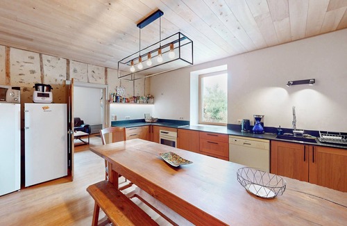Saint-Estephe House | Pet friendly home in SAINT ESTEPHE