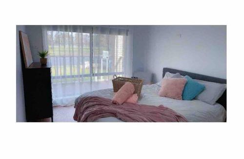 Springdale Heights Apartment | Pet friendly home in Albury