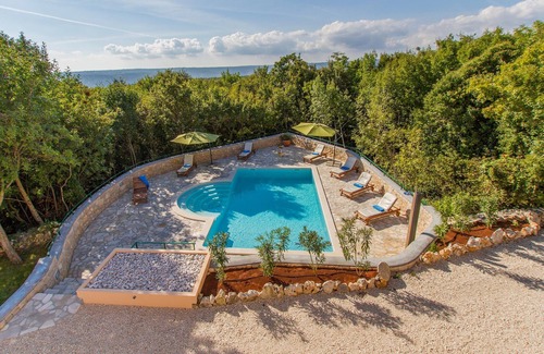 Stanisovi House | Pet friendly home in Koromacno