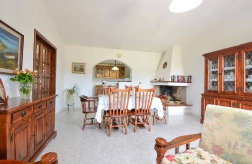 Iglesias House | Pet friendly home in Iglesias with WiFi