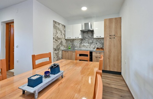 Ivanec House | Pet friendly home in Ivanec with WiFi