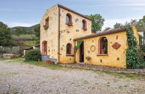 Orgosolo House | Pet friendly home in Orgosolo