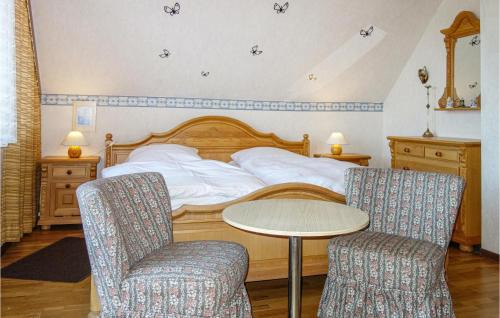 Hausen House | Pet Friendly Home In Oberaula-Hausen