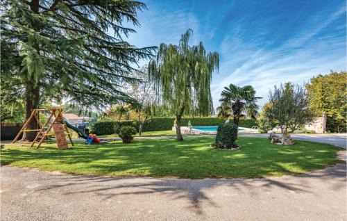 Heki House | Pet Friendly Home In Pazin With Jacuzzi