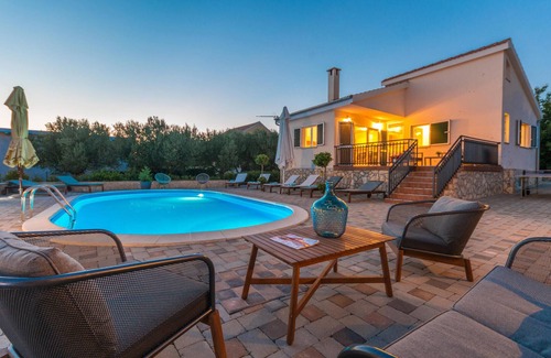 Polaca House | Pet friendly home in Polaca