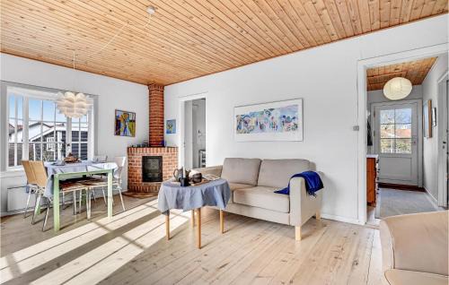 Vejlby Risskov House | Pet Friendly Home In Risskov With Wifi