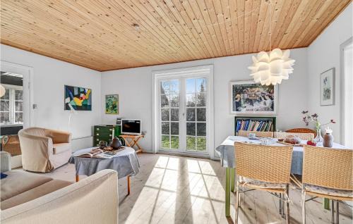 Vejlby Risskov House | Pet Friendly Home In Risskov With Wifi