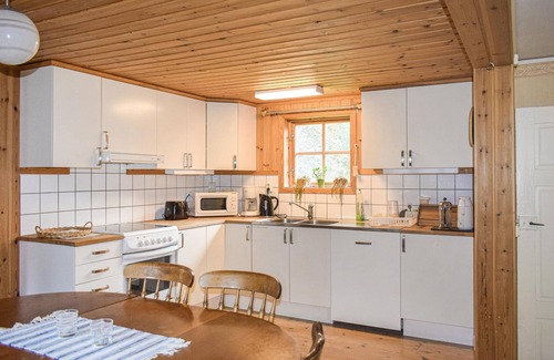 Ryd House | Pet friendly home in Ryd with kitchen