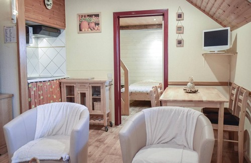 Walk House | Pet friendly home in Waimes with WiFi