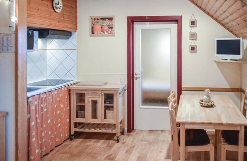 Walk House | Pet friendly home in Waimes with WiFi