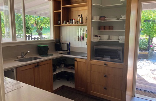 Clyde House | Pet friendly home located in the heart of historic Clyde township.
