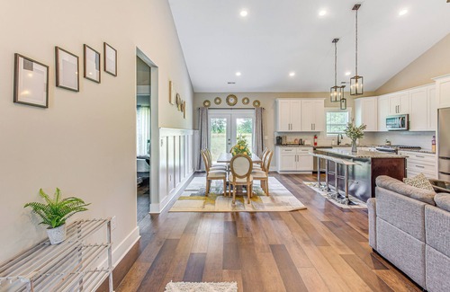 Loris House | Pet-Friendly Home w/Patio in Loris!