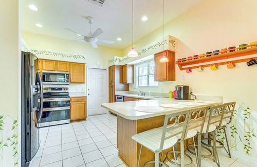 Mira Mesa House | Pet-Friendly Home w/Golf Cart in The Villages!