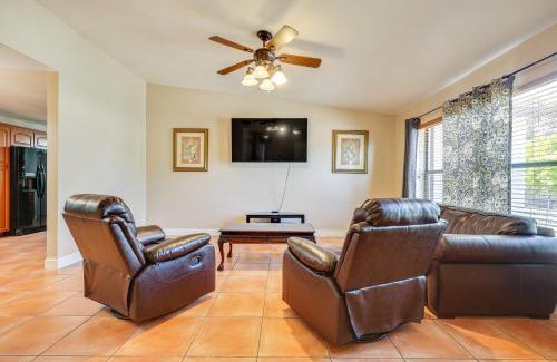 Palmetto Estates House | Pet-Friendly Home with Yard about 3 Mi to Zoo Miami!